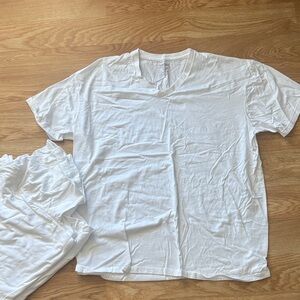 3 pack- Kirkland Signature White Cotton V-Neck Tee NWOT